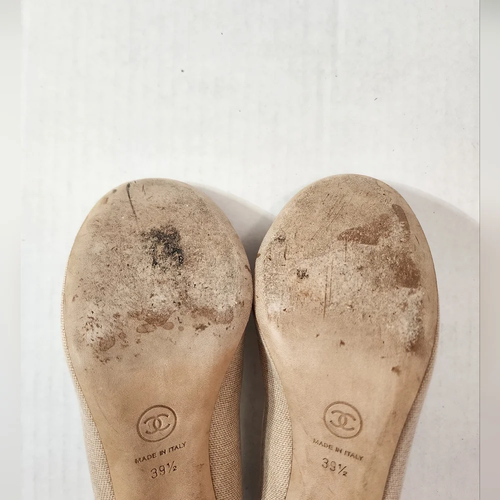 CHANEL Cap Toe Pumps Beige Canvas Snakeskin Leather EU 39.5 US 8.5